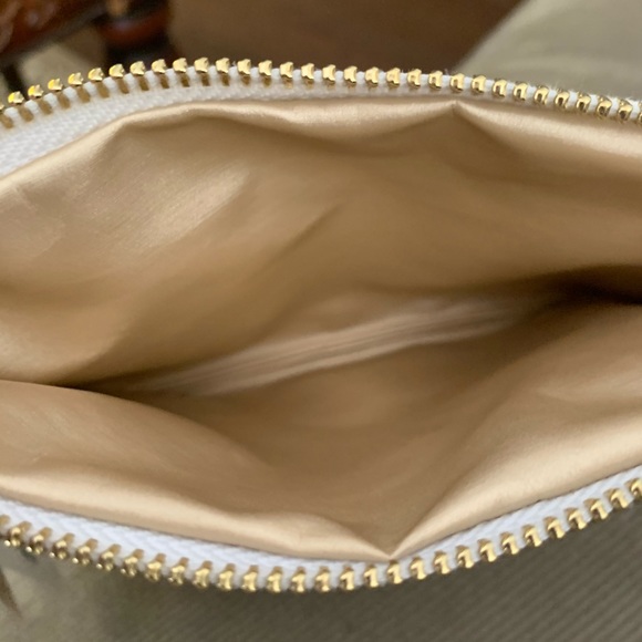 “YOU’RE PRETTY” CANVAS POUCH - Picture 3 of 5